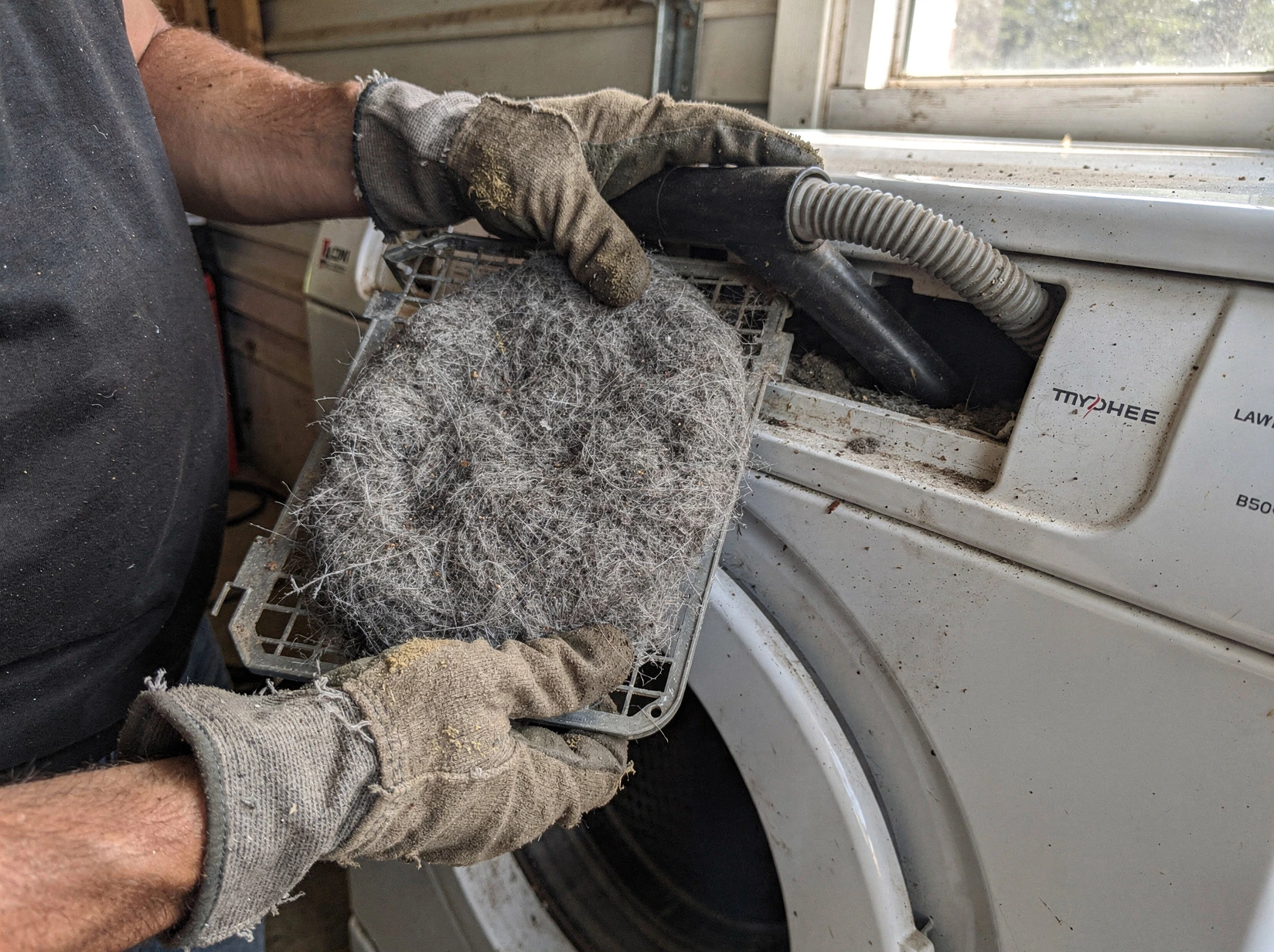 Cleaning Dryer Lint Trap service in Peachtree City, GA